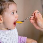 寶寶副食品分齡推薦，從6個月至1歲的完整食譜