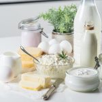 副食品與母乳、配方奶如何搭配？完整飲食計畫
